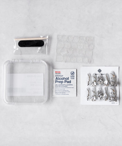 【 限定先行販売 】 bijou ribbon glitter flash nail tips