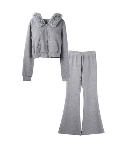 【 セットアップ 】ファーフードショートパーカー＆スウェットフレアパンツ ／ Fur short hoodie ＆ sweat flare pants SETUP