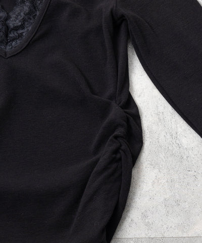 ホルターネックレースレイヤードトップス ／ Halter neck lace layered tops