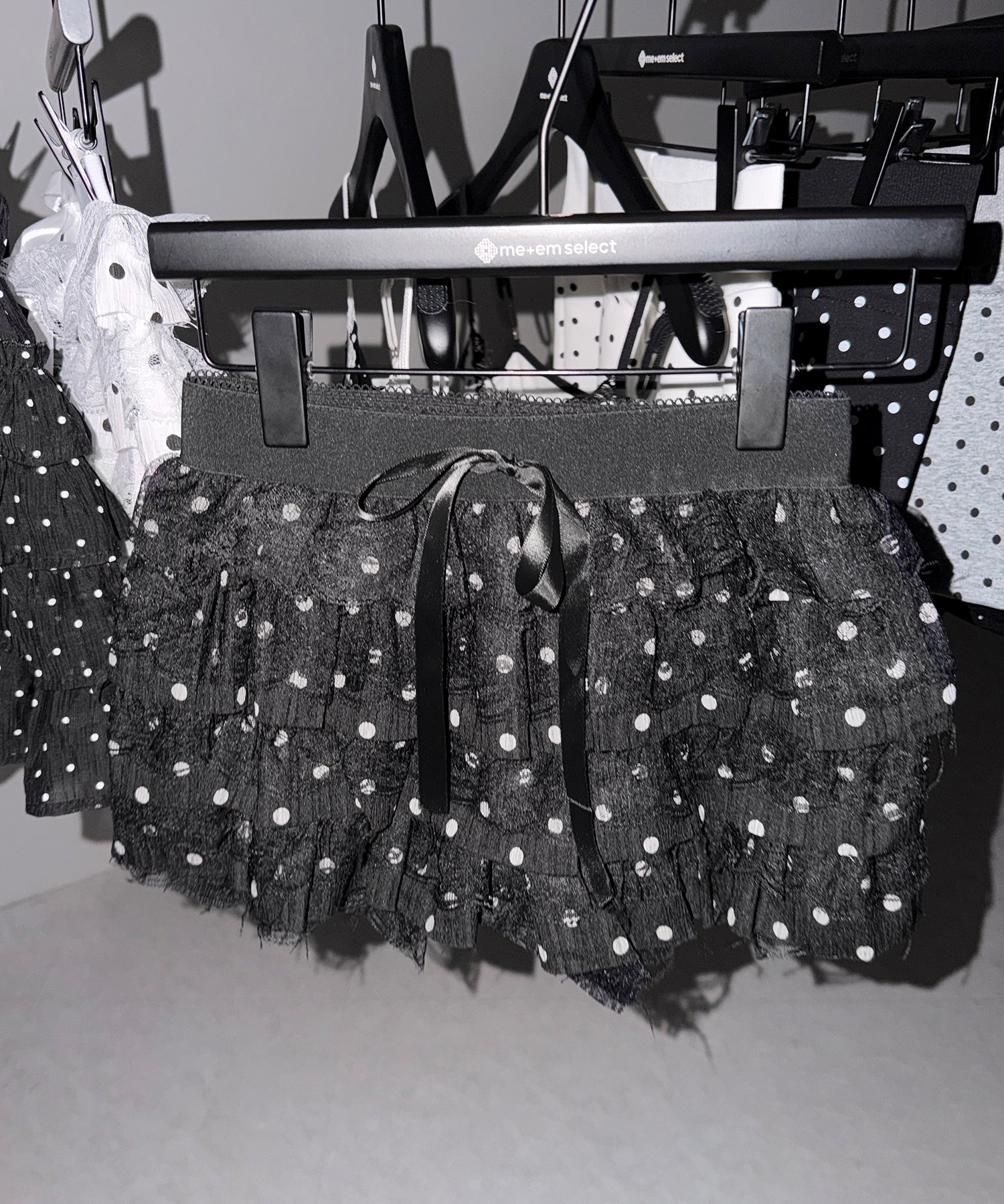 ドットレースフリルショートパンツ ／ dot lace frill short pants