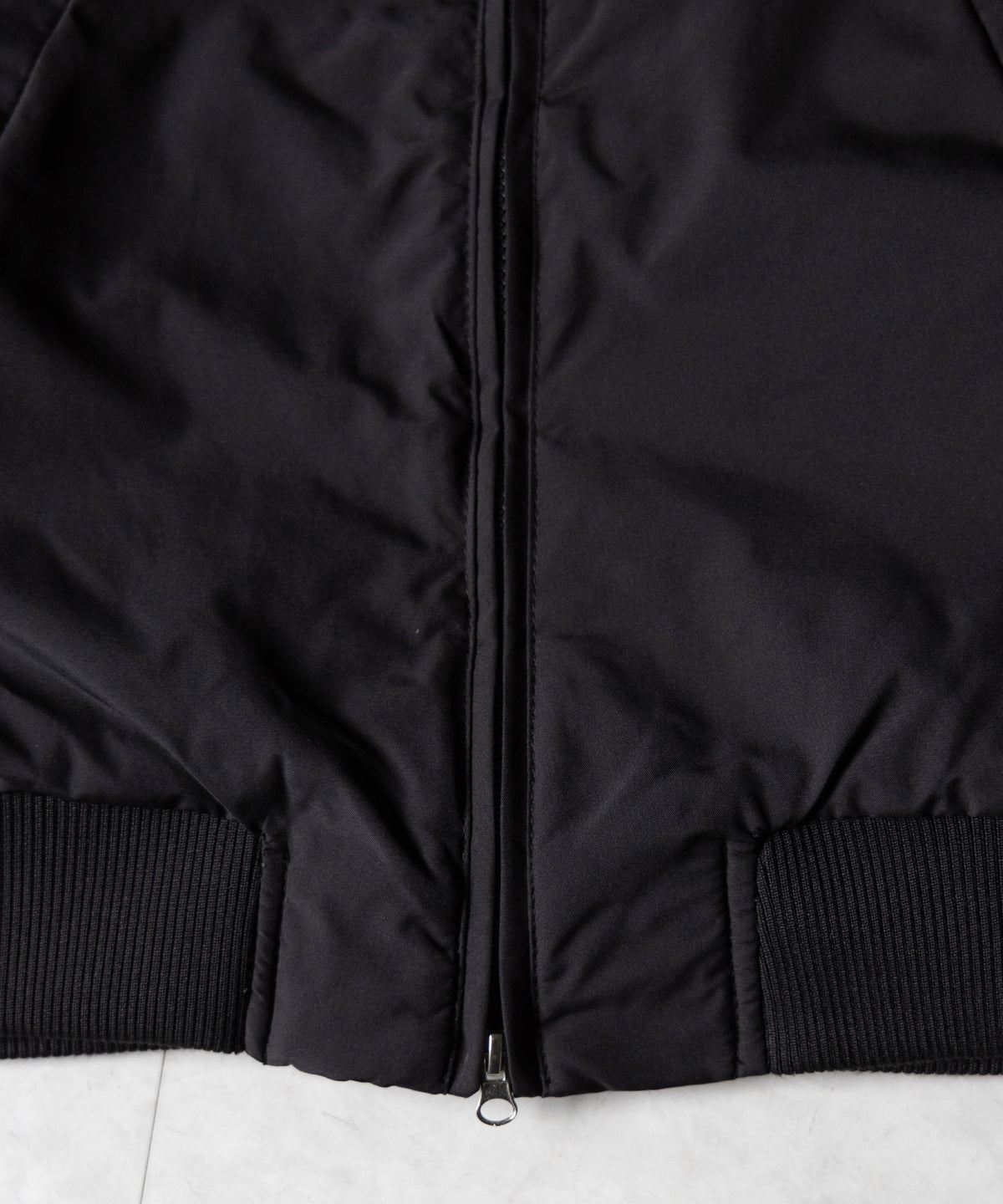 ダブルジップスタンドカラー中綿オーバーブルゾン ／ Double-zip stand-collar padded overblouson