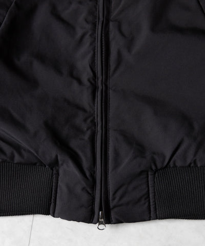 ダブルジップスタンドカラー中綿オーバーブルゾン ／ Double-zip stand-collar padded overblouson