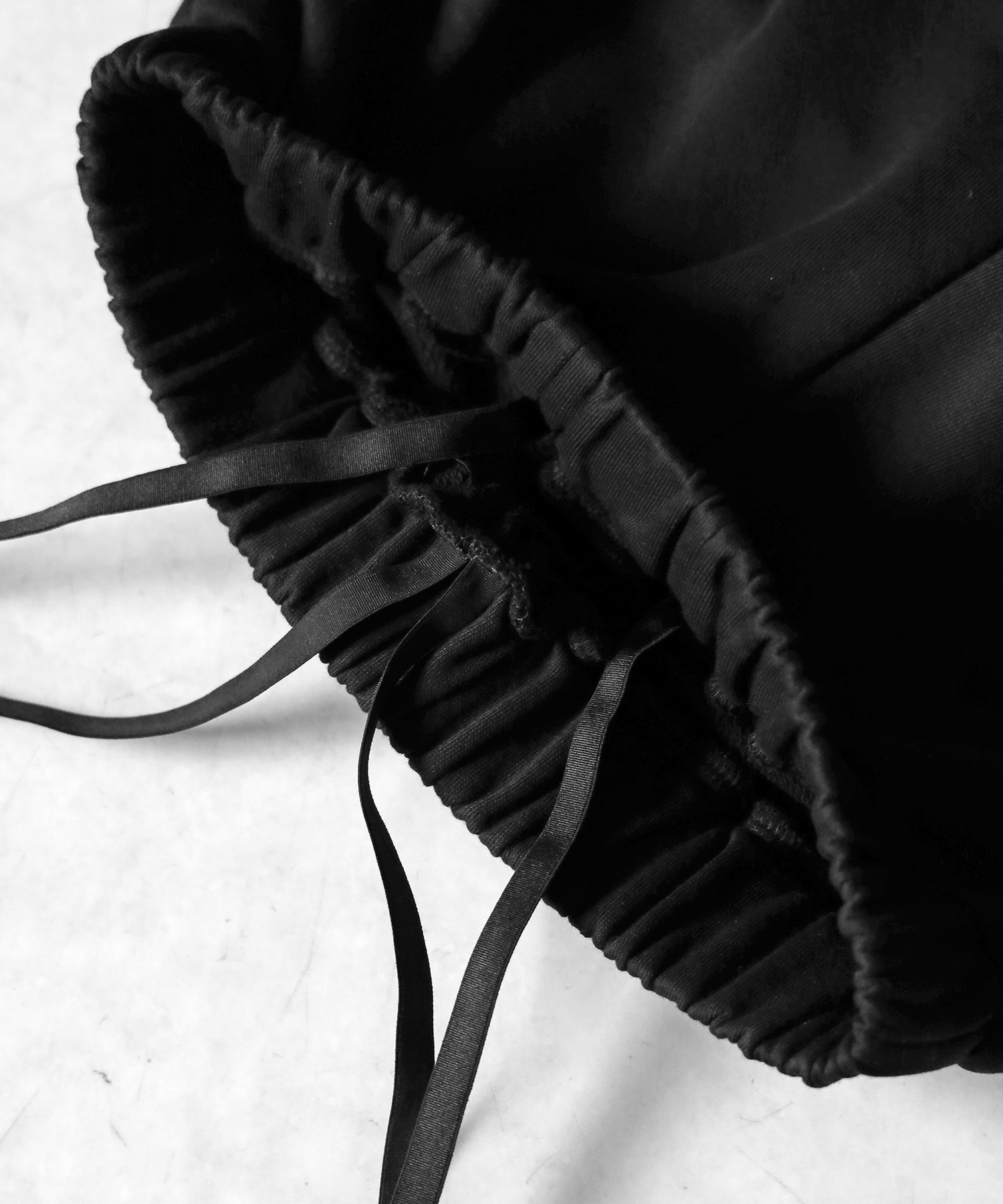 【先行販売】サイドシャーリングストリングショートパンツ