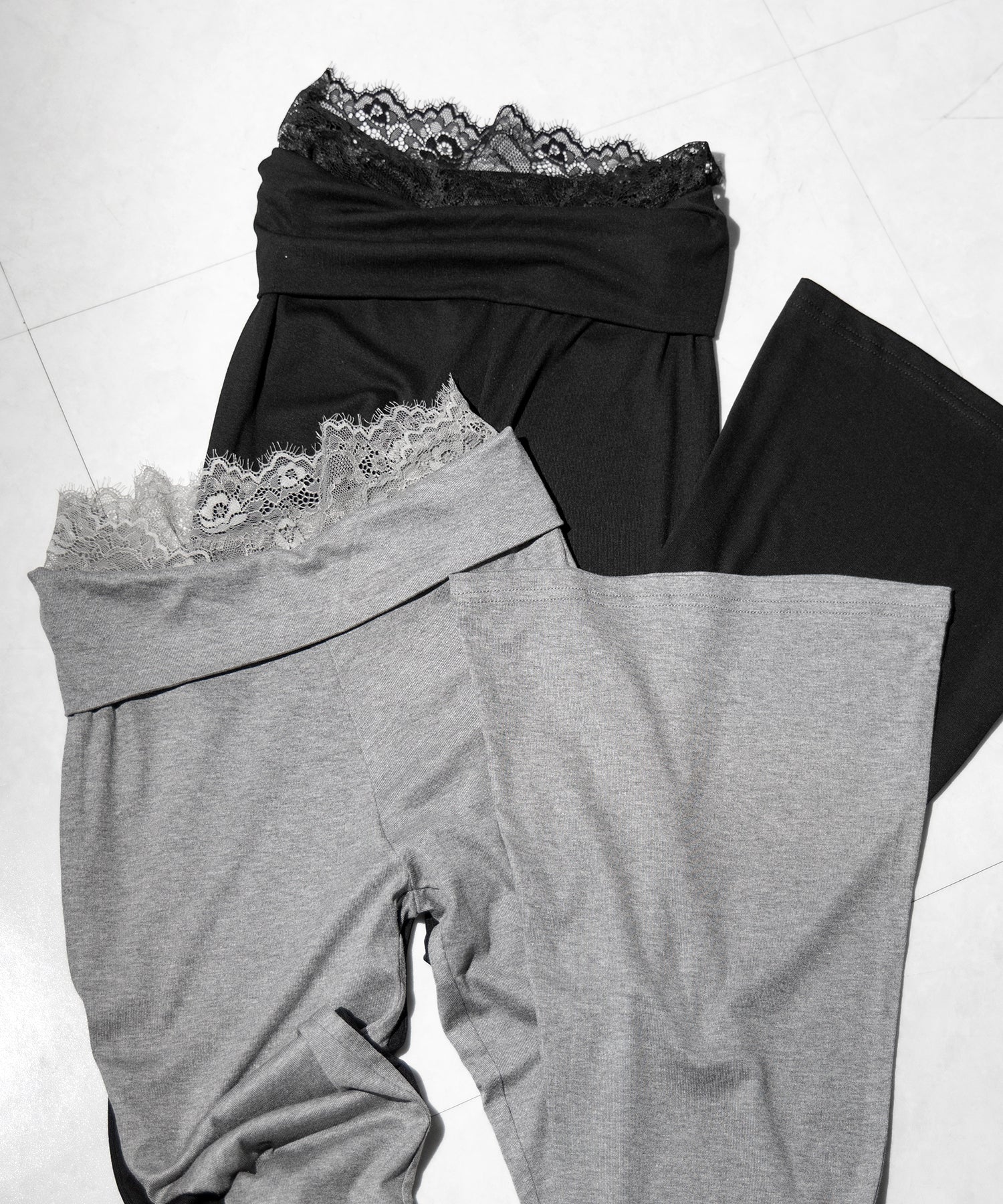 ウエストレーススリムドレープカットソーフレアパンツ ／ waist lace slim drape cutsew flare pants