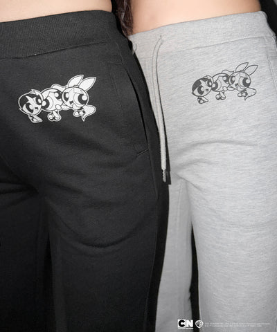 【THE POWERPUFF GIRLS】パワーパフガールズバックレタリングロゴスウェットフレアパンツ / back lettering logo sweat flare pants【 セットアップ着用可能 】
