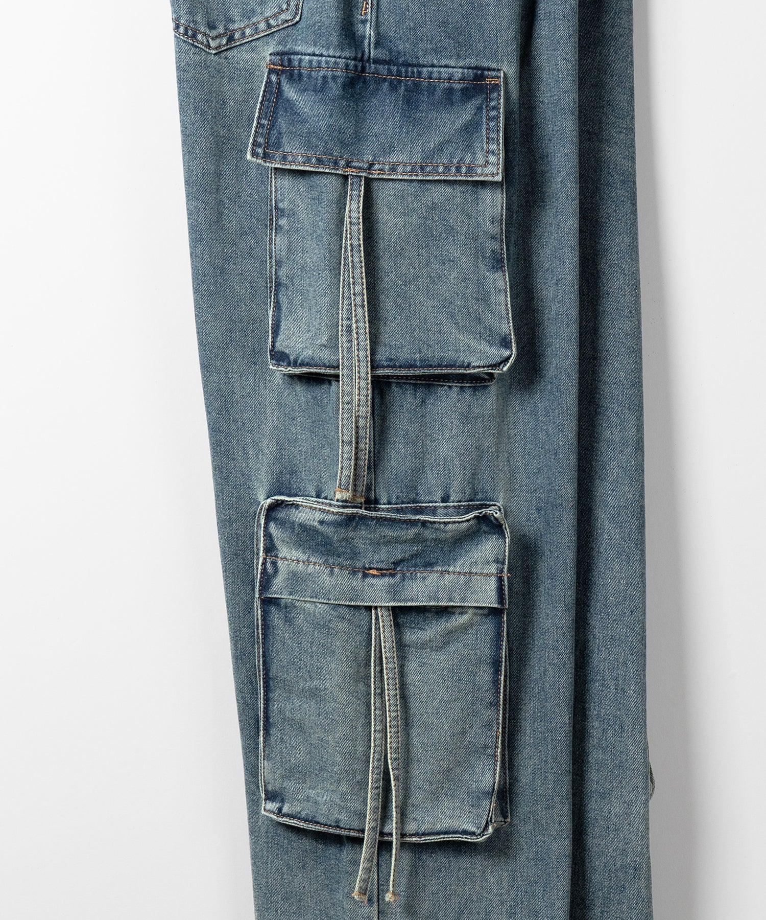 ４ポケットストラップヴィンテージルーズカーゴデニム ／ 4 pocket strap vintage loose cargo denim