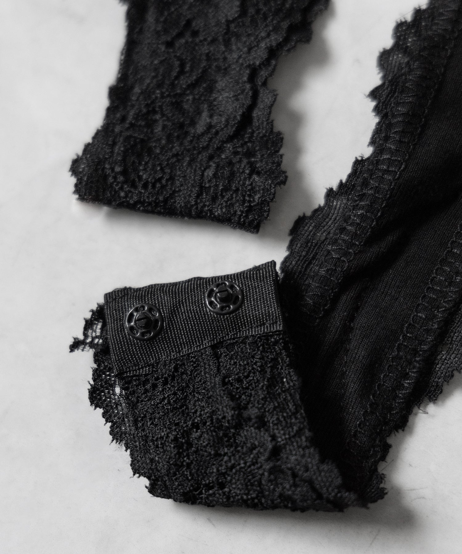 カットアウトレースポイントボディスーツキャミソール ／cutout lace point bodysuit camisole