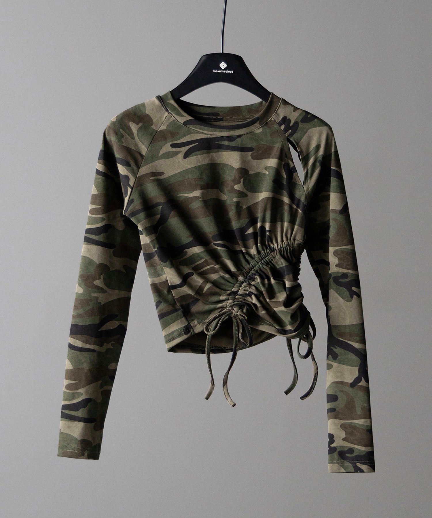 サイドシャーリングカモフラミリタリートップス ／ side shirring camouflage military tops