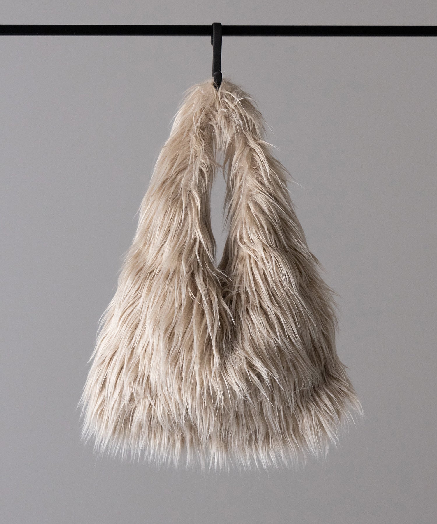 【 ５color 】シャギーファーワンハンドルショルダーバッグ ／ shaggy fur onehandle shoulder bag