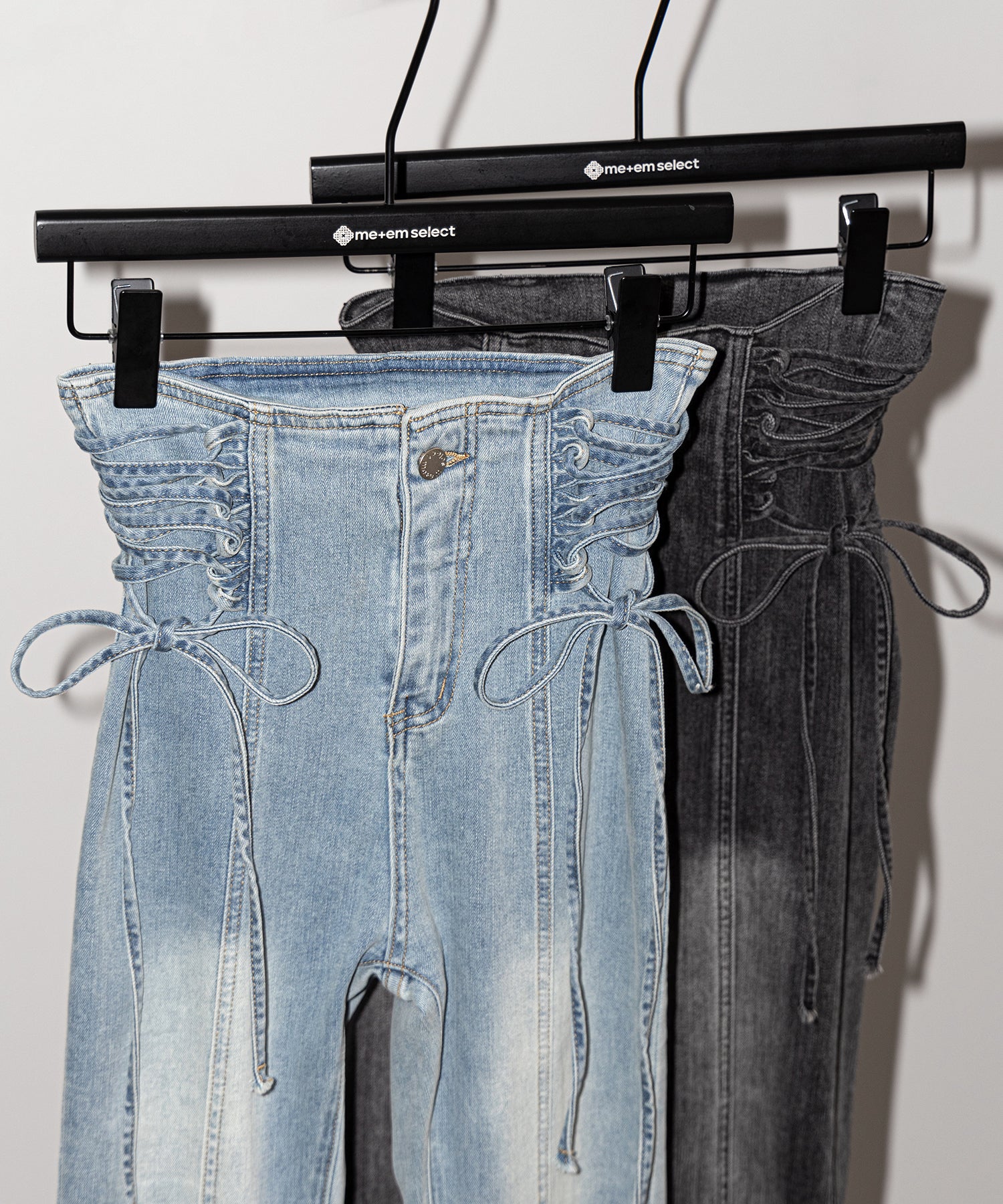 サイドレースアップリボン美脚ストレッチフレアデニム ／ side laceup ribbon slim leg stretch flare denim