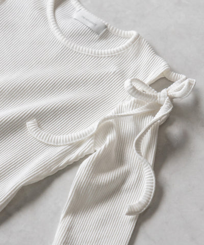 【 ３color 】カットアウトショルダーリボンリブトップス ／ Cut-out shoulder ribbon rib tops