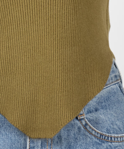 【 ３color 】２ストラップスクエアネックリブニット