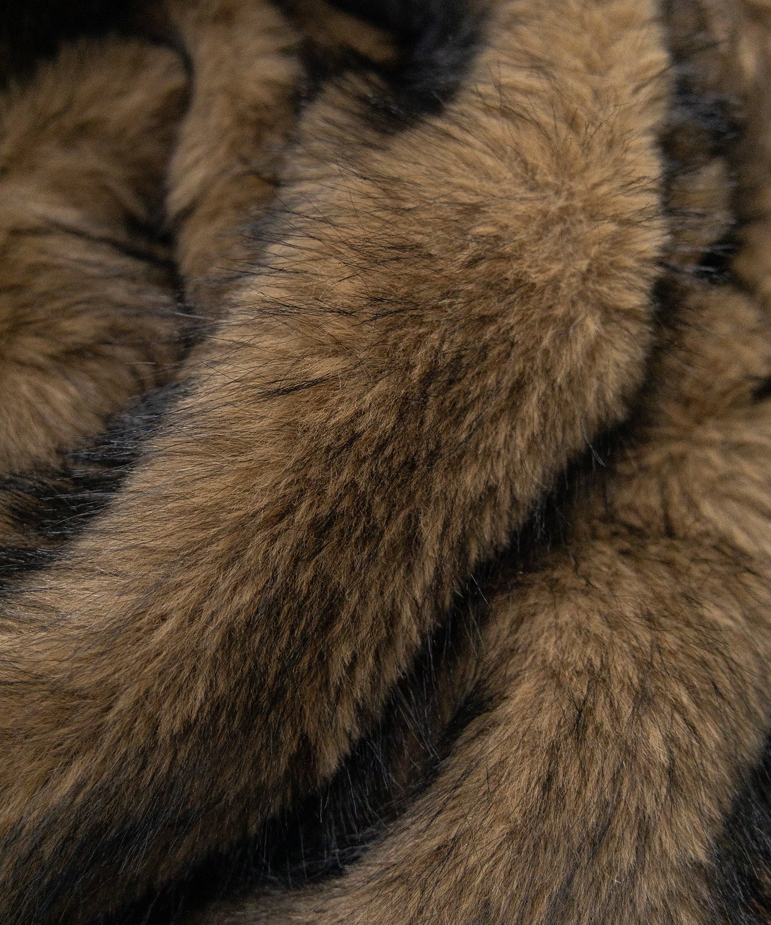 スタンドカラーミックスファーショートコート ／ stand-collar mix fur short coat