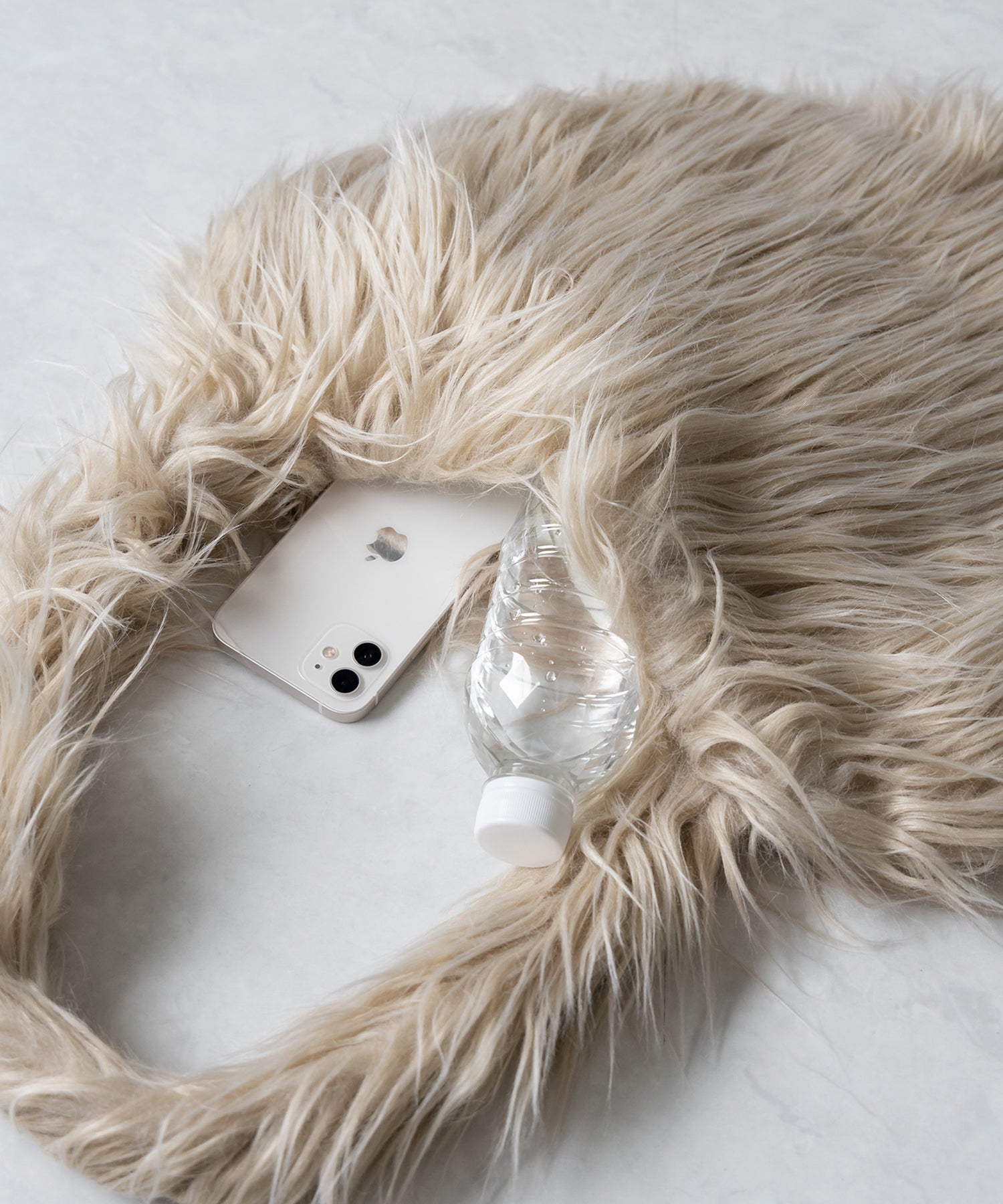 【 ４color 】シャギーファーハートショルダーバッグ ／ shaggy fur heart shoulder bag