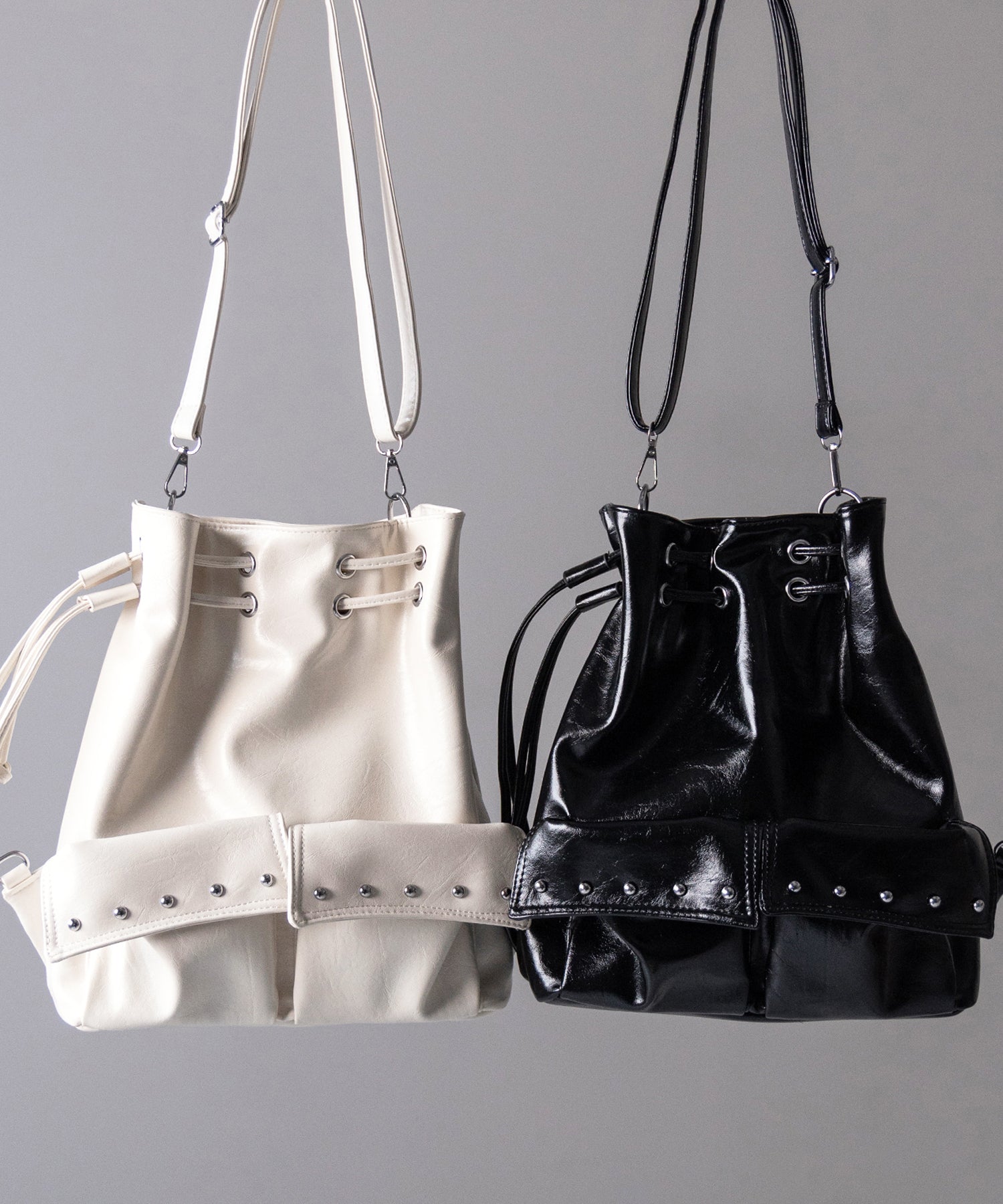 限定先行販売 】（ 2WAY ) fake leather studs pocket