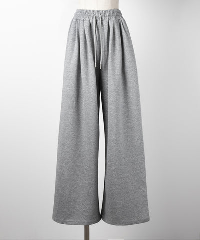 【 セットアップ 】ワンショルダーショートスウェットトップス ＋ タックワイドパンツ SET ／ off shoulder short sweat tops & tack wide pants SET