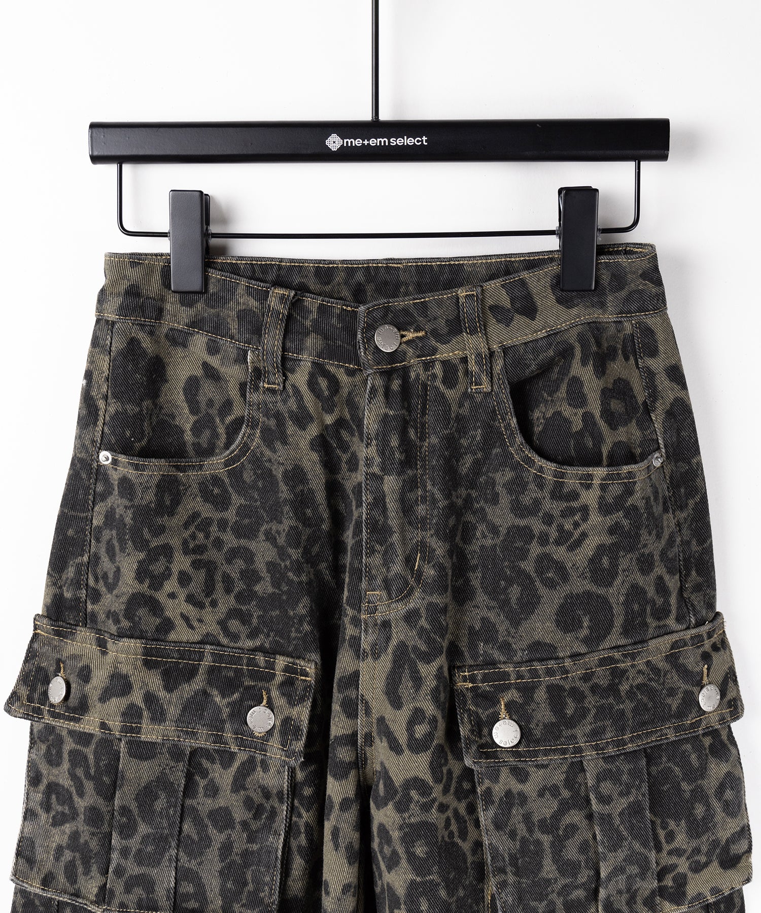 【 ２color ／ ４size 】レオパードヴィンテージタックワイドカーゴデニム ／ leopard vintage tuck wide cargo denim