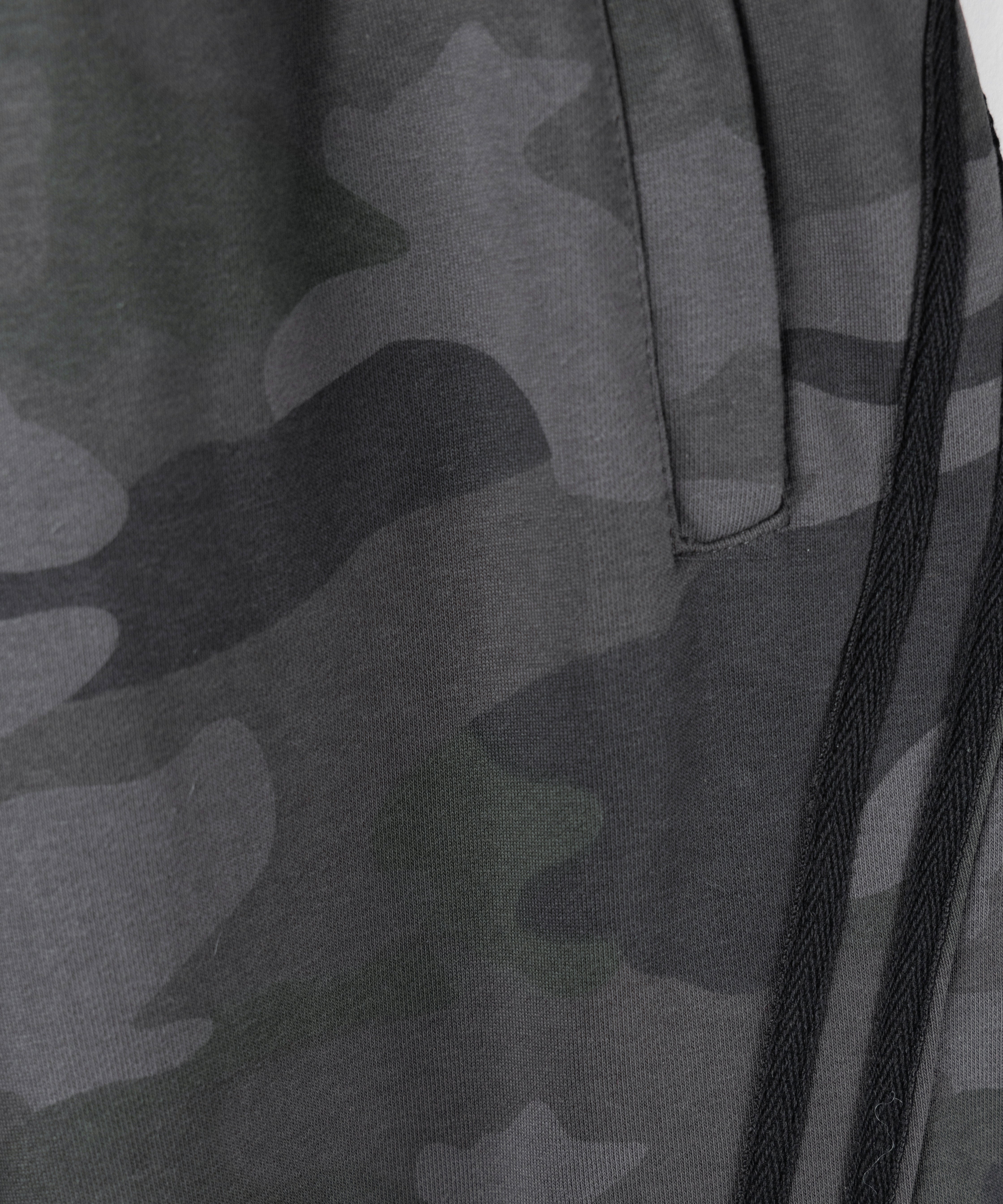 【 裾絞り可能２WAY 】カモフラヴィンテージサイドラインタックワイドスウェットパンツ ／ camouflage vintage side line tuck wide sweatpants