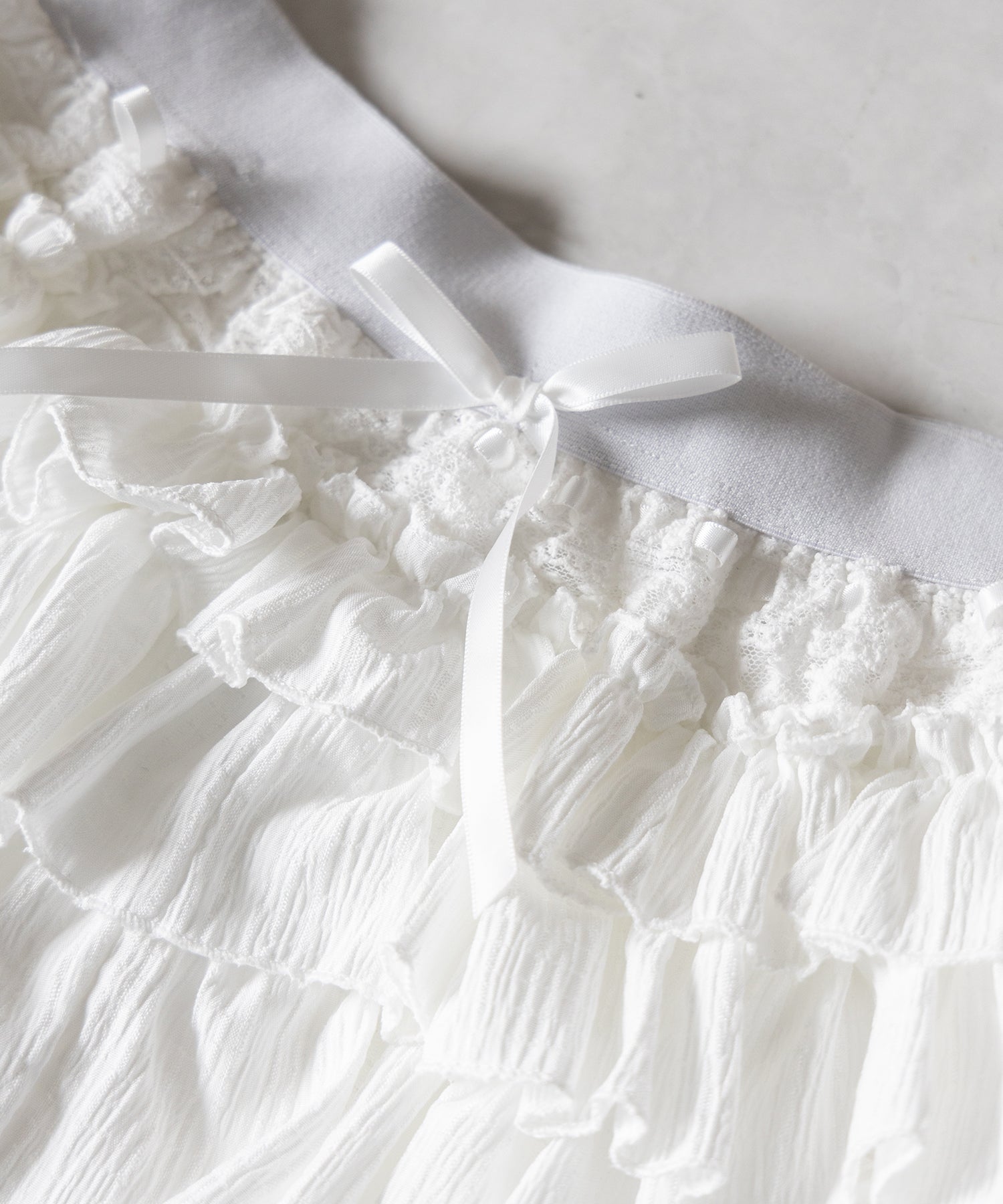 リボンフリルミニショートパンツ ／ ribbon frill mini short pants