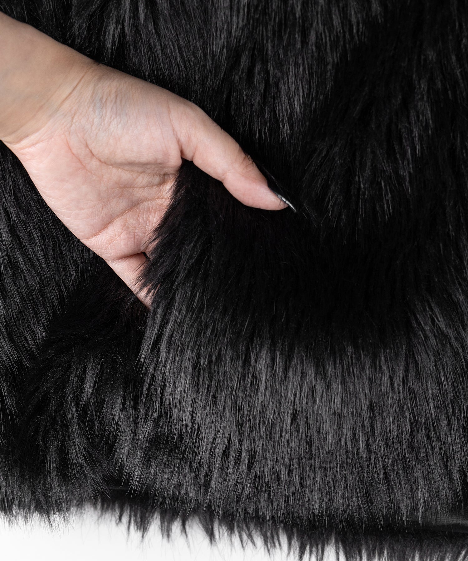 【 ポケット付 】スタンドネックジップアップフェイクファーベスト ／ stand neck zipup fake fur vest