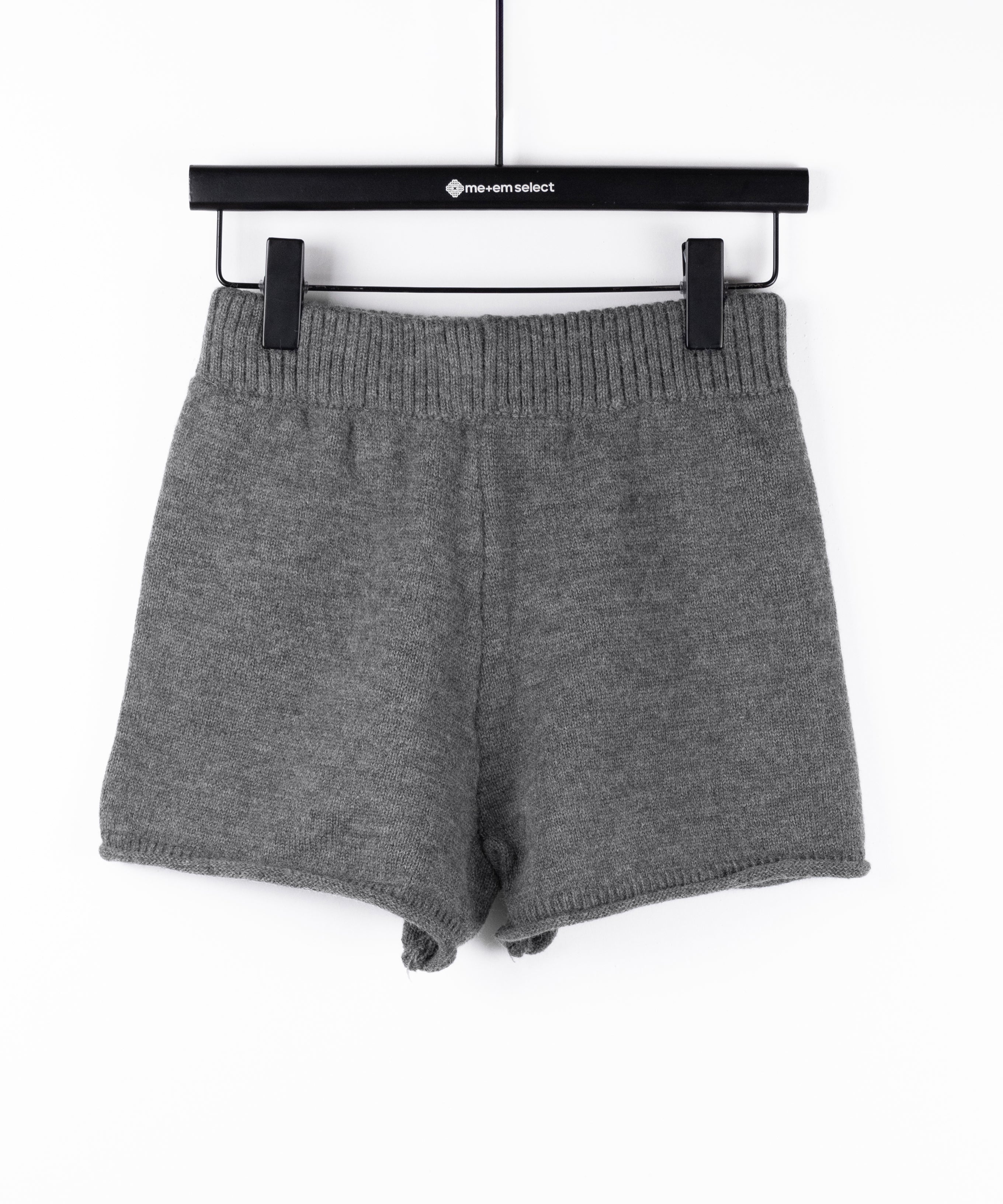 【 ニットセットアップ 】フェイクファーワンショルオーバーニット ＋ ニットショートパンツ SET ／ fake fur one-shoulder over knit + knit short pants SET