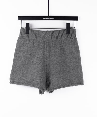 【 ニットセットアップ 】フェイクファーワンショルオーバーニット ＋ ニットショートパンツ SET ／ fake fur one-shoulder over knit + knit short pants SET