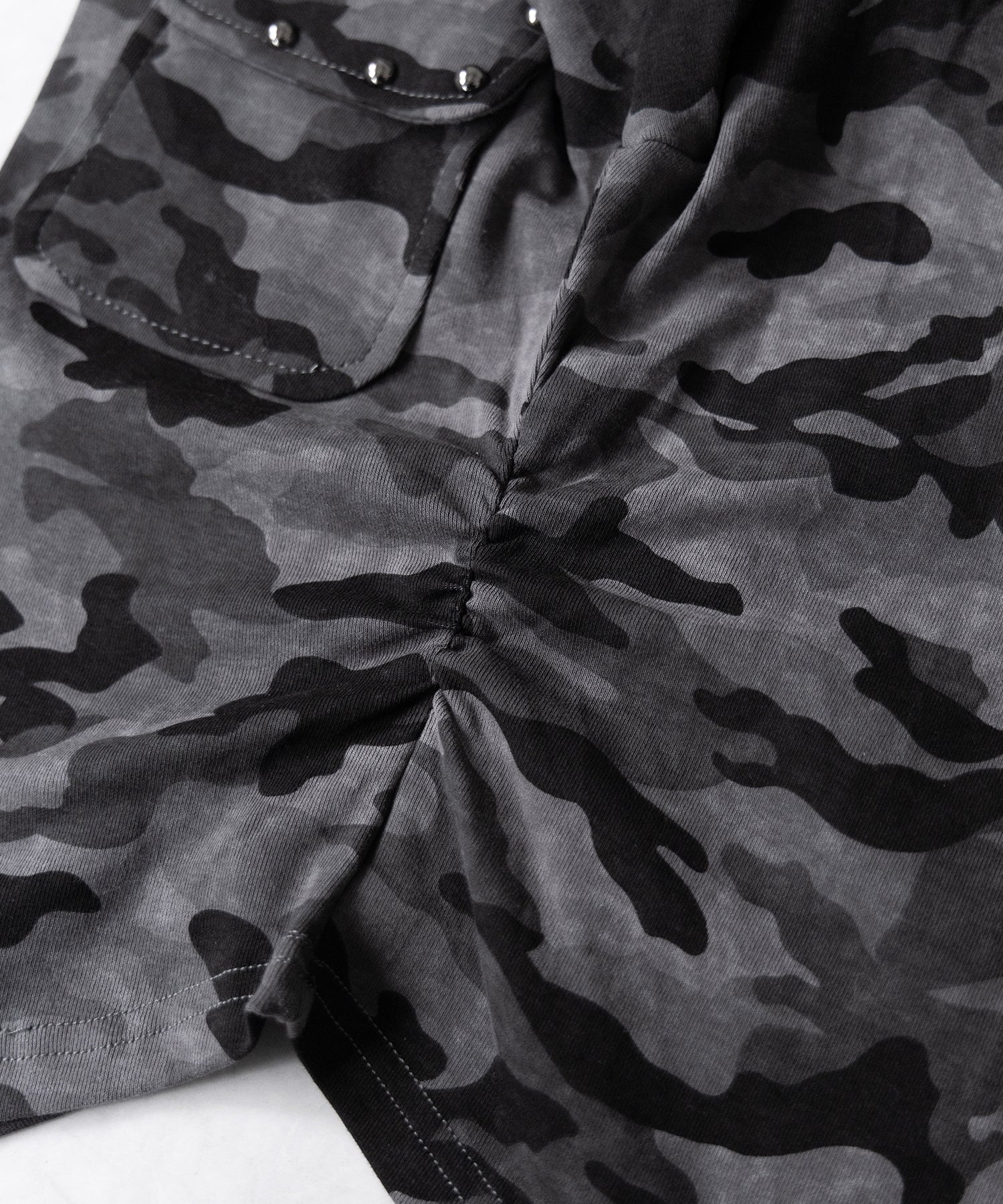 ヴィンテージカモフラアウトポケットジップロンT ／ vintage camouflage out pocket zip longsleeve T-shirt