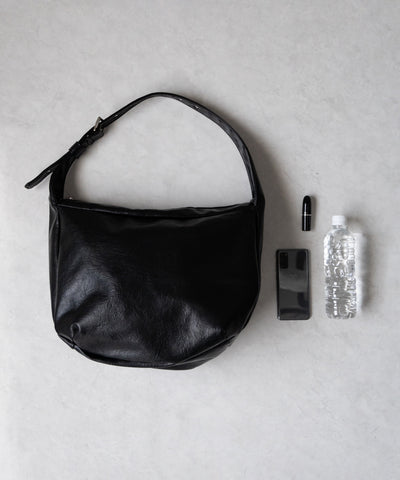 【 ２WAY ／ A4収納可 】ハトメデザインベルテッドワンハンドルショルダーバッグ ／ Eyelet design belted onehandle shoulder bag