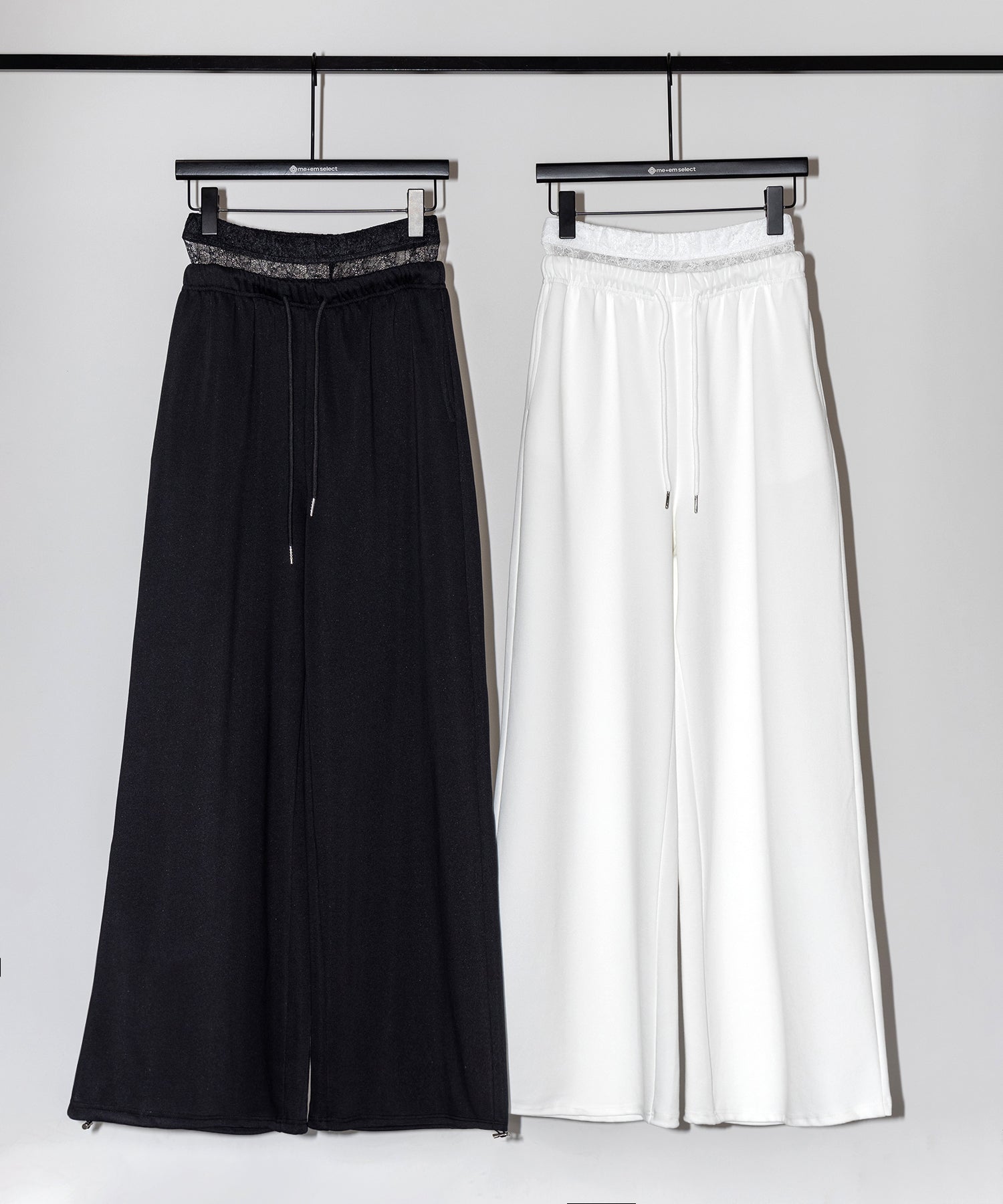 ウエストレースレイヤードスウェットパンツ ／ waist lace layered sweat pants