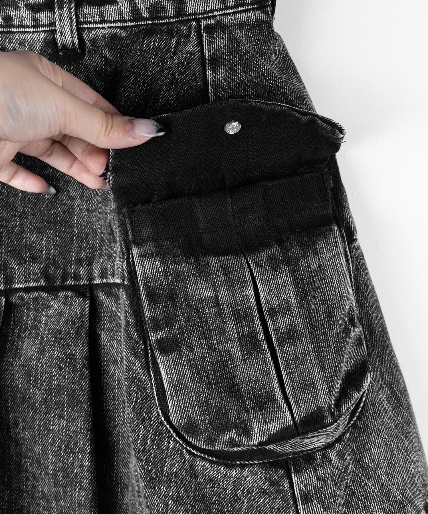 【 セットアップ着用可能 】ヴィンテージケミカルブリーチプリーツデニムミニスカート ／ vintage bleached pleated denim mini skirt