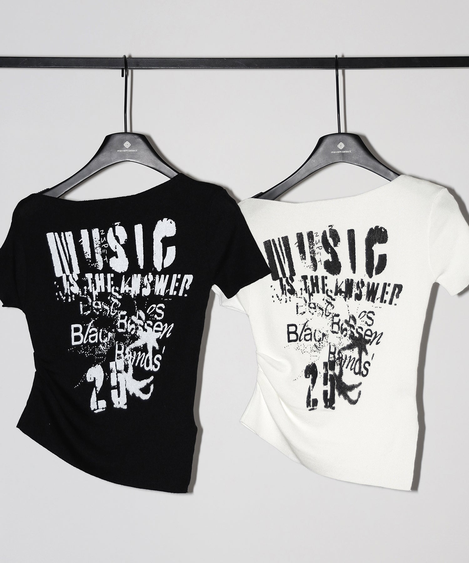 グランジロゴプリント半袖スリムニットトップス ／ grunge logo print shortsleeve slim knit tops