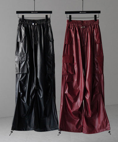 【 選べる４size ／ ２color 】２WAY ドロストフェイクレザーワイドカーゴパンツ ／ 2WAY drawstring fake leather wide cargo pants