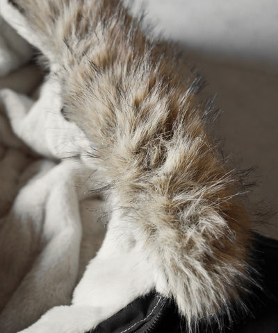 配色ステッチファーフード中綿オーバーブルゾン ／ stitch fur hood fake down over blouson