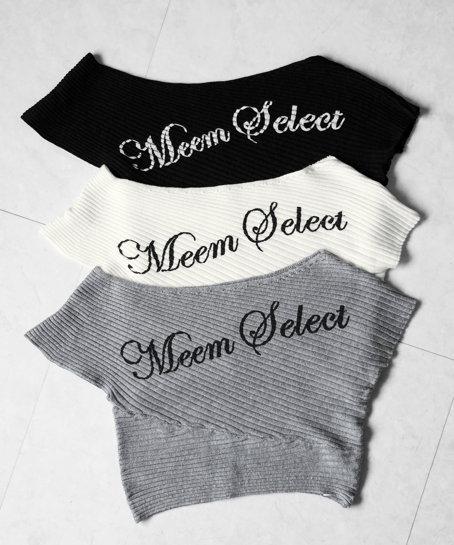 レタリングロゴワンショルリブニット ／ lettering logo oneshoulder lib knit