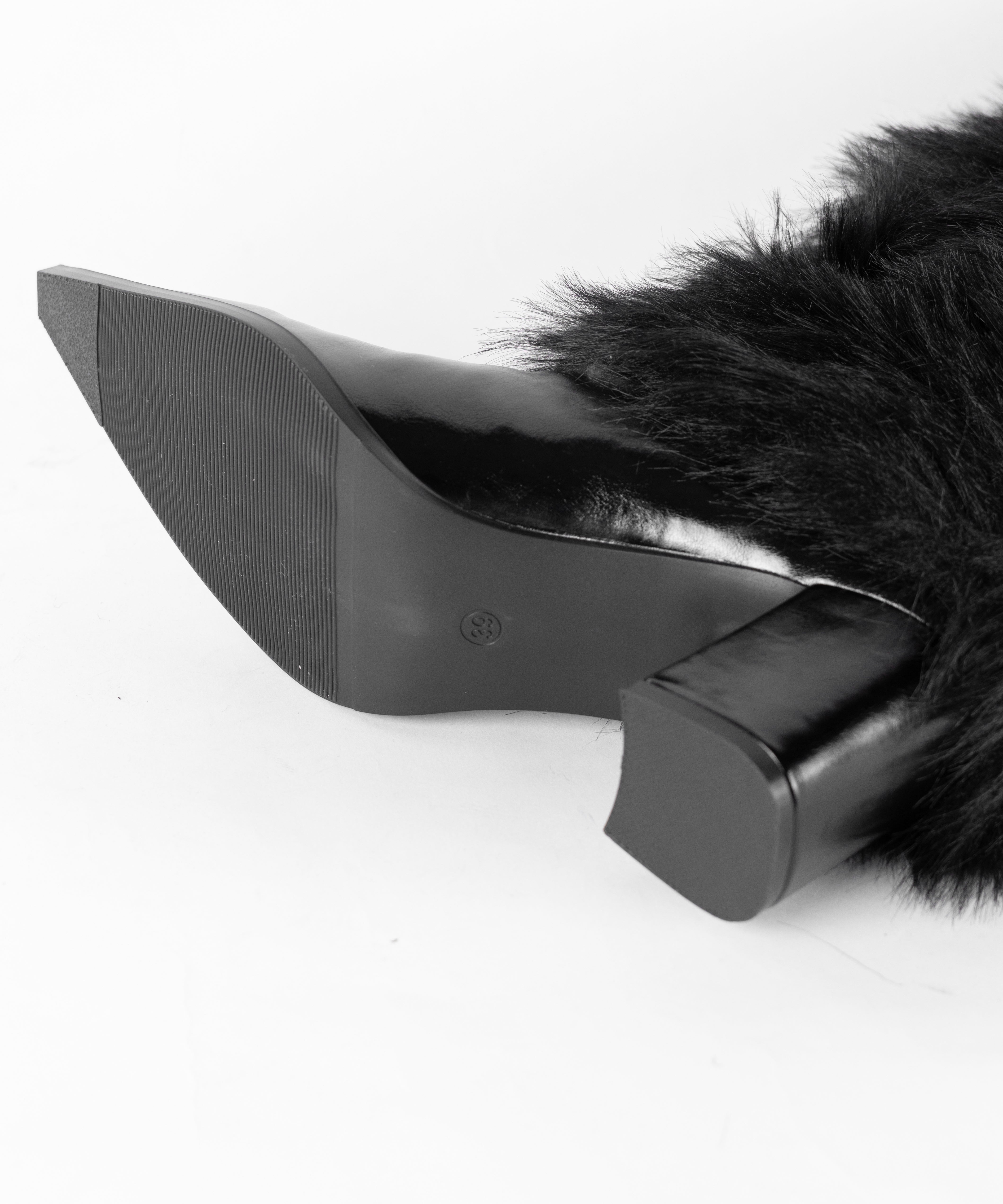 ミックスフェイクファーロングカバーブーツ ／ mix fake fur long cover boots