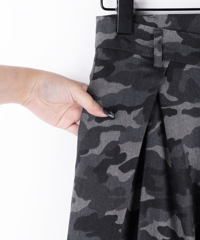 【 ２color ／ ４size 】ダブルタックヴィンテージカモフラージュワイドパンツ ／ double tuck vintage camouflage wide pants