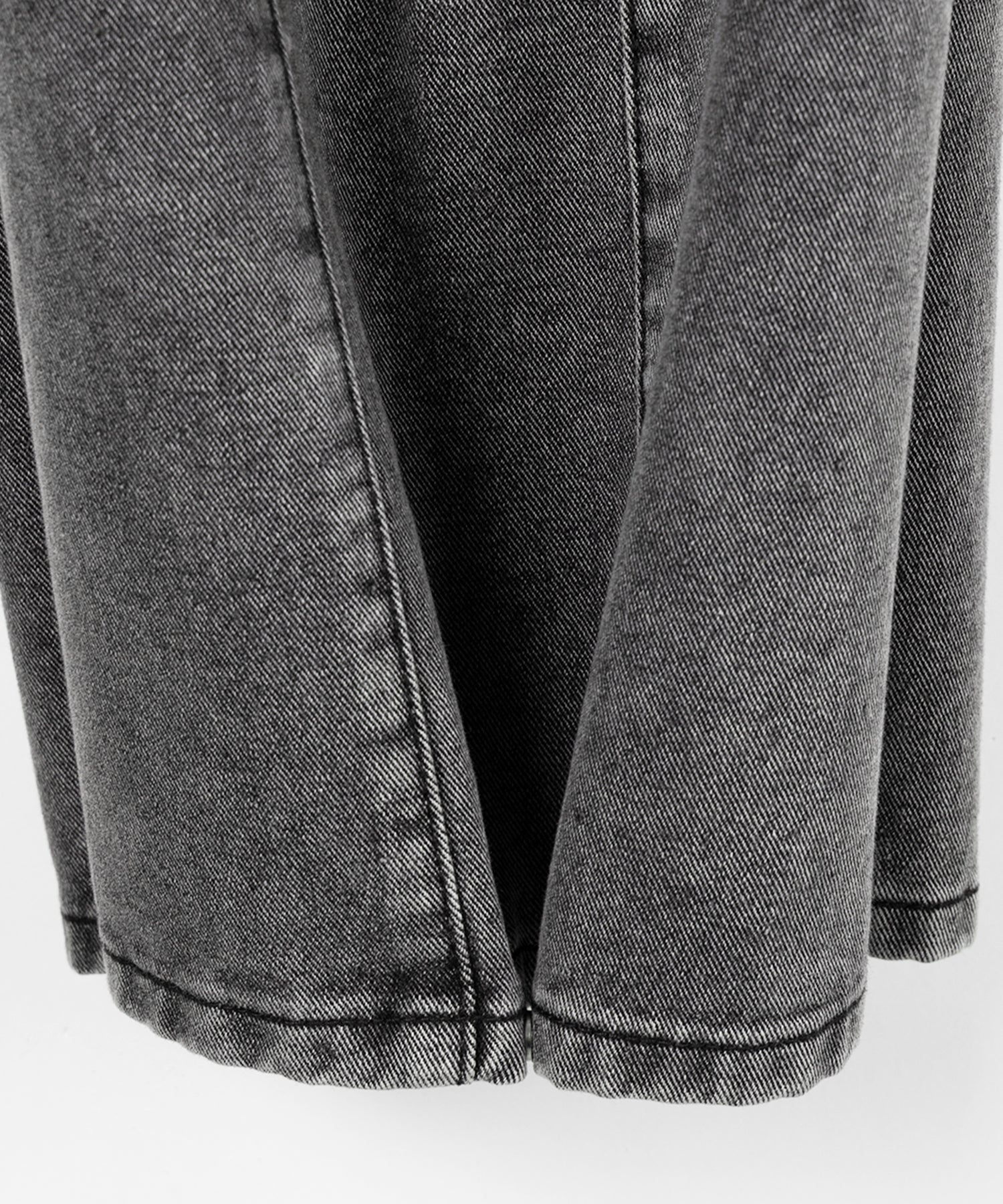 ヴィンテージライクウォッシュカーブワイドデニム ／ vintage like wash curve wide denim