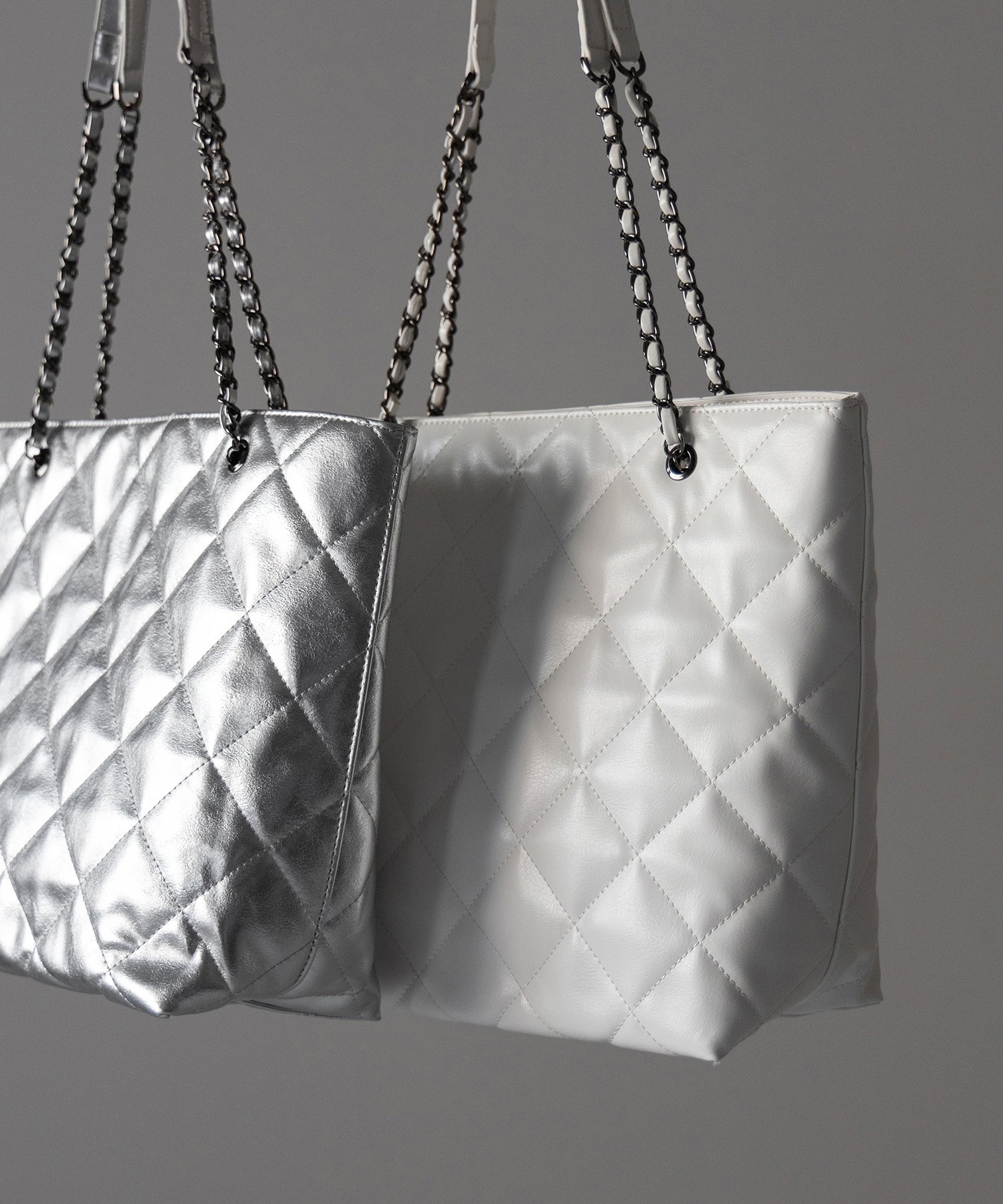 【 ３color ／ A4収納可 】キルティングチェーンスクエアトートショルダーバッグ ／ quilting chain square tote shoulder bag