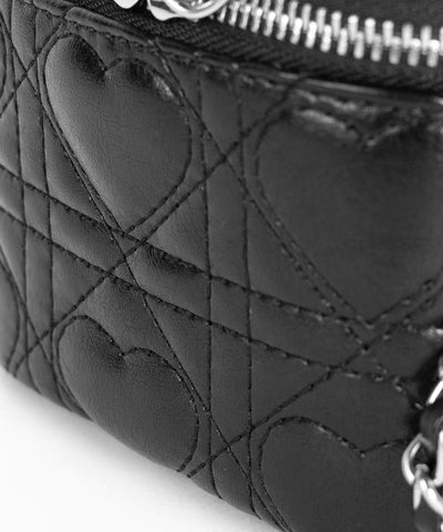 ハートキルティングミニバニティバッグ / heart quilted mini vanity bag