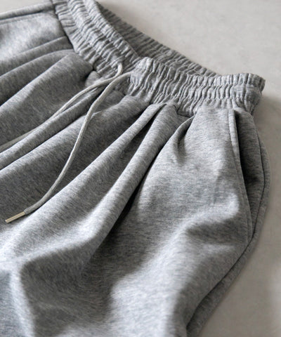 【 セットアップ 】ワンショルダーショートスウェットトップス ＋ タックワイドパンツ SET ／ off shoulder short sweat tops & tack wide pants SET