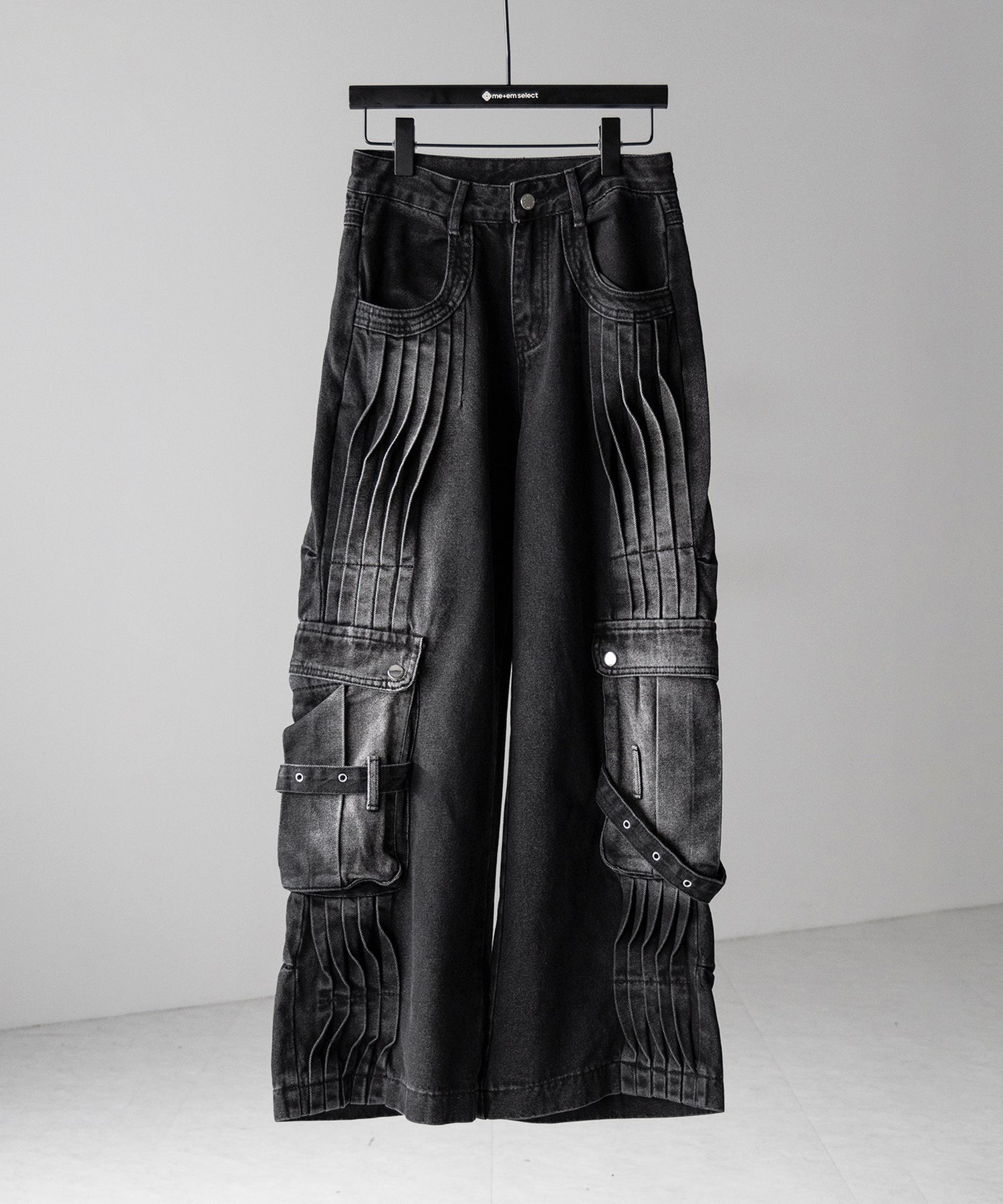 【 ４size 】カーゴプリーツブラックヴィンテージワイドデニム ／cargo pleated black vintage wide denim