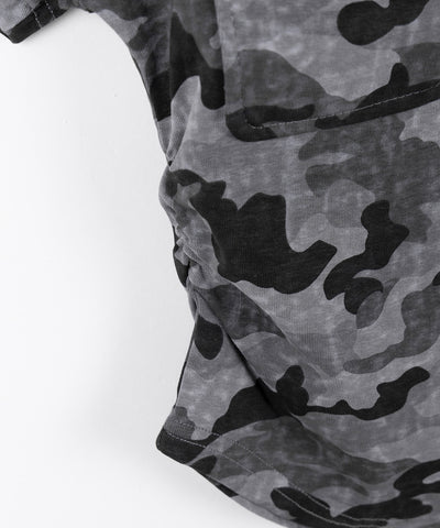 ヴィンテージカモフラアウトポケットジップ半袖Tシャツ ／ vintage camouflage out pocket zip short sleeve T-shirt