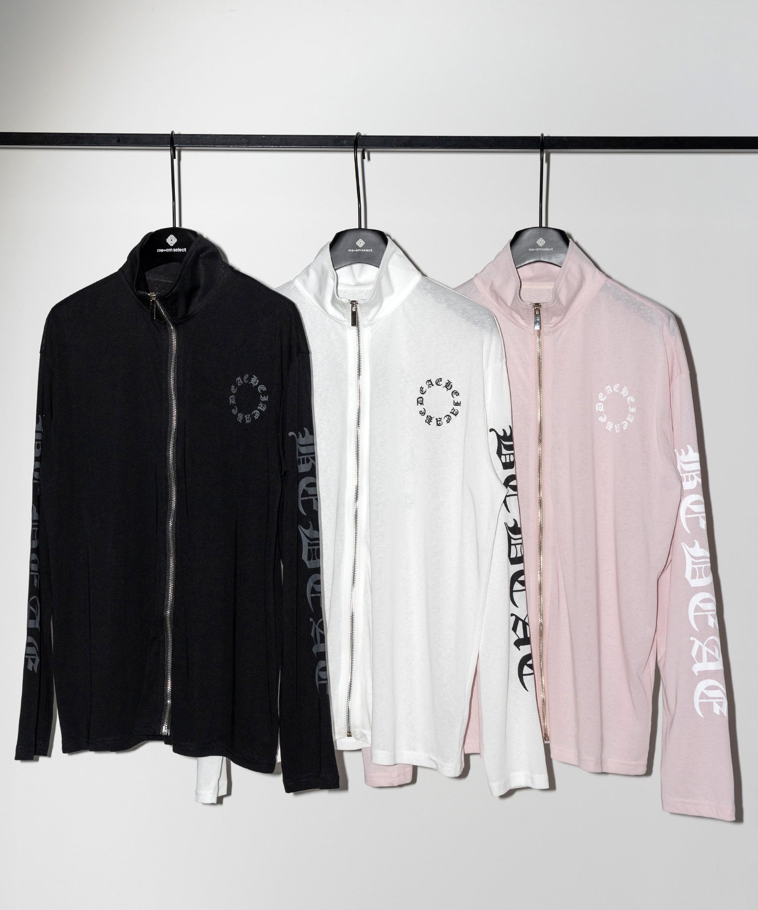 グランジロゴスタンドジップアップオーバーシアートップス ／ grunge logo stand zipup over sheer tops