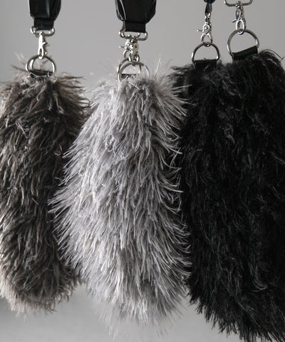 【 ショルダーストラップ付き２WAY 】バイカラーシャギーファーショルダーバッグ ／ bicolor shaggy fur shoulder bag