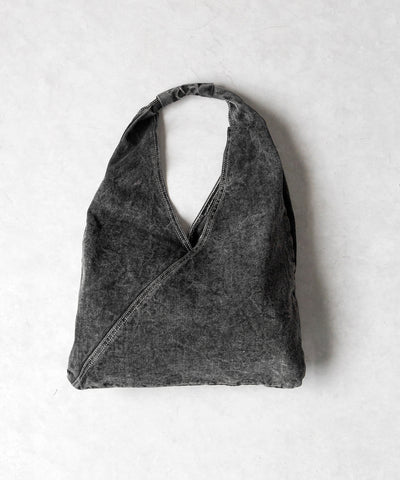 【 ２color 】リメイクウォッシュトライアングルデニムショルダーバッグ ／ remade wash triangle denim shoulder bag