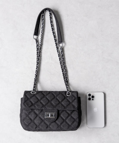 【２WAY 】キルティングチェーンデニムフラップショルダーバッグ ／ quilting chain denim flap shoulder bag