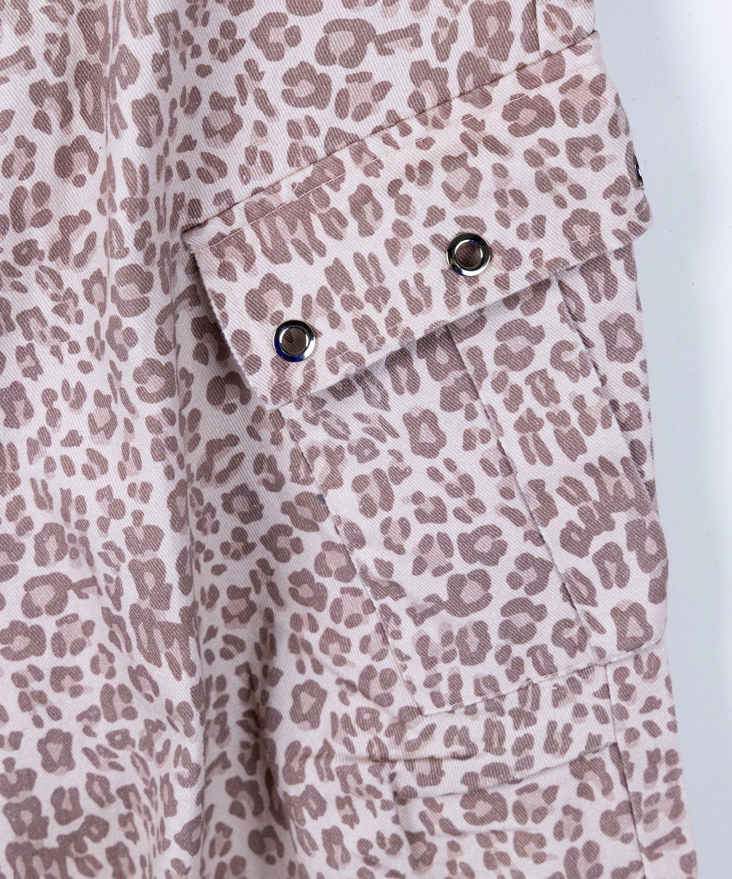 ヴィンテージライクピンクレオパードバレルカーゴパンツ ／ vintage like pink leopard barrel cargo pants