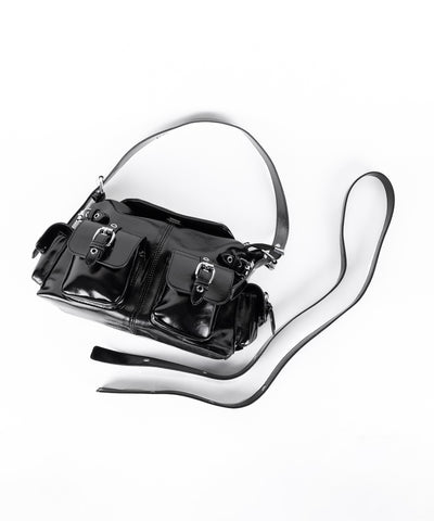 【ショルダーにできる2WAY】4バックルポケットワンハンドルショルダーバッグ／4 buckle pocket one handle shoulder bag