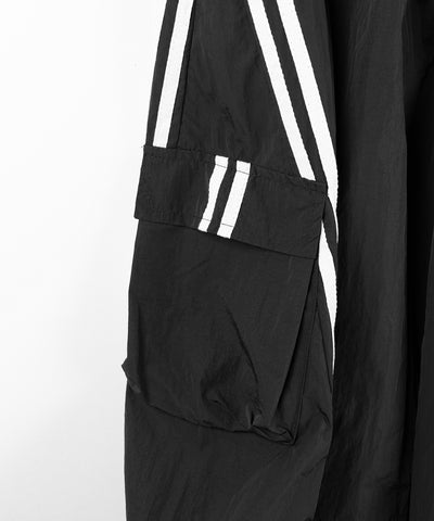 【 ３color ／裾絞り可能２WAY 】サイドラインナイロンタックカーゴワイドパンツ ／ side line nylon tuck cargo wide pants