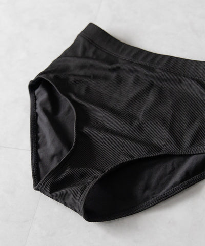 【 レディース水着／２点セット 】２WAY クロスストラップシャーリングリボンセパレートビキニ ／ cross strap shirring ribbon separate bikini